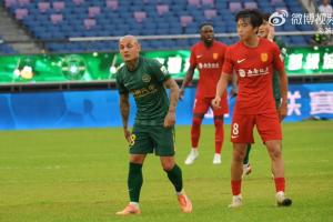 热议李镇全被罚：不太多见，标准立起来了，今后怎么界定辱骂定义