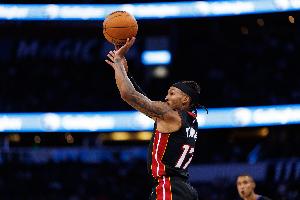 裁罗齐尔腾出一个阵容名额！队记：热火将转正贾米尔·杨的合同