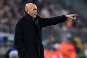 斯帕莱蒂:续约意味着肩负重大责任,欧冠出局后的掌声令我感动