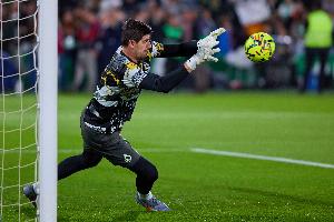 TA：如果皇马晋级欧冠四强，库尔图瓦目标是赶上半决赛