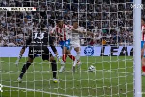 皇马电台批判罚：姆巴佩明显应获点，相同动作到他就不是犯规了？