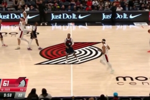 奋力追赶！快船4分多钟轰出23-6攻击波 将分差迫近到3分