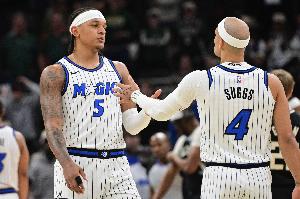 魔术5常规首发同场不到200分钟净效率+12.1联盟第1 近期5连胜