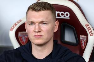 重伤2年半+解约!26岁舒尔斯:曾与国米达5年合同 如今仍感到难受