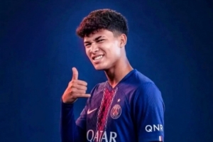 帕斯托雷：很高兴德罗继承我的27号球衣，相信他会在巴黎成功