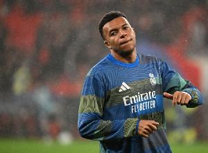 断崖式下滑！姆巴佩此前31场38球→近7场仅1球，近2个月1球1助3黄