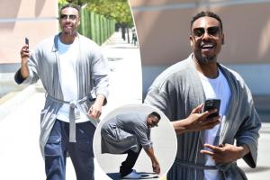 徒步瘾又犯了？皮尔斯又发誓了：骑士首轮要是输给老鹰我就裸奔！