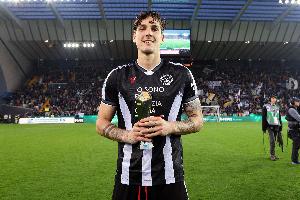 跟队:米兰有意扎尼奥洛,关键看阿莱格里能否留任及乌迪内斯要价