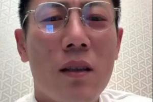 秦升谈上海德比：怎么让把车开进去了？停了10个红色的1个黄色的