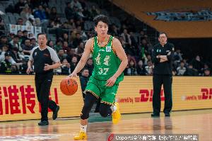 差距明显！辽宁半场替补得分21分 山东5中0仅拿4分