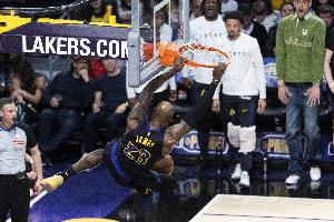 53胜29负！詹姆斯取得湖人生涯单赛季最高胜场