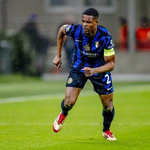 邓弗里斯:科莫充满活力且技术出色,这将是一场相当开放的比赛