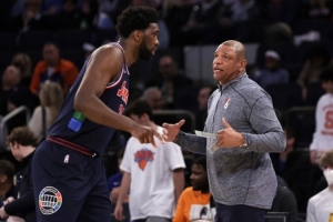 里弗斯谈恩比德得阑尾炎:编都编不出来的剧情