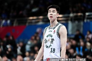 轻松！郭昊文10中6&三分5中3拿下19分4板10助 正负值+20！