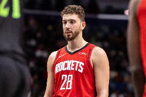 是否达到期待？申京本赛季场均20.4+8.9+6.2+3.2失误 命中率51.9%