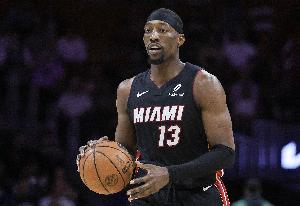 攻防俱佳！阿德巴约半场10中7高效砍下17分8板3助3断1帽