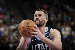 贝利:不管大事小事我经常会请教乐福 身边能有这样的人真的很棒