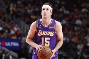 Shams：里夫斯将缺席首轮大部分比赛 最早可能复出时间5月第1周