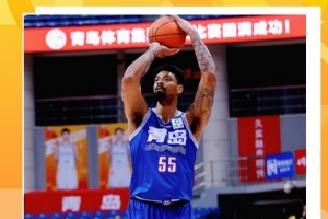 出战3场&场均29分15板2.3断3.3帽!CBA官方:米奇当选周最佳外援
