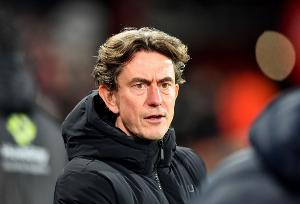 弗兰克从热刺下课后一直拒绝接受采访,经纪人:他在享受家庭时光