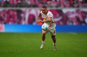 英媒:罗伯逊离队+齐米卡斯可能转会 利物浦考虑莱比锡27岁劳姆