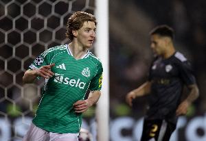 法尔克谈戈登:目前球员的转会费超出了拜仁实际愿支付的金额