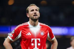 略伦特谈凯恩:他无所不能,不仅能踢中锋还能回撤到中场及后防线