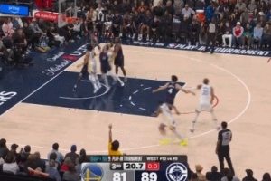 这5分太关键!桑托斯三分球+篮下补篮 帮助勇士迫近比分