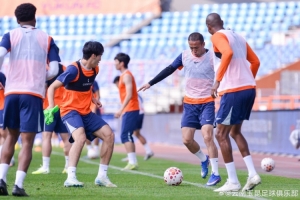 云南玉昆vs天津津门虎 赛前官训图集