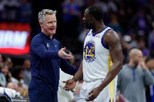 锁死小卡!科尔:追梦是我这辈子见过的最好的防守球员