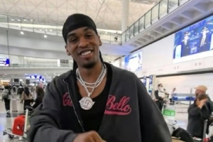 到了!媒体人:深圳男篮新外援克里斯托弗已经到位