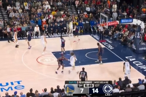 奋力追赶!追梦三分轰进 波杰姆斯基上篮得手打停快船