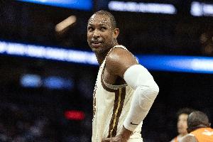 库里:霍福德到哪里都能赢球 那种总冠军级别的坚韧是教不出来的