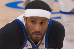 全民皆兵!次节勇士多点开花 打出11-0攻击波强势反超