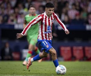 阿尔马达:以前踢球就为了赢一瓶可乐,但我们连买可乐的钱都没有