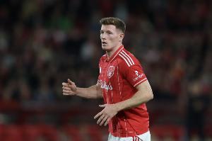 诺丁汉森林官方：埃利奥特·安德森母亲去世，将缺席今晚欧联比赛