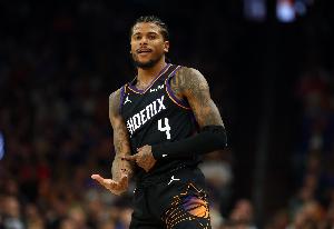 一雪前耻！杰伦·格林生涯此前打勇士场均13.2分 投篮&三分33/24%