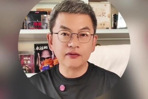 苏群：希望勇士能引进像字母哥这样的球员 帮库里再冲一把