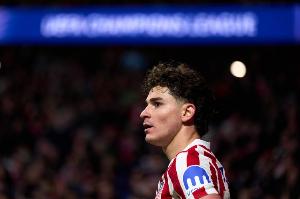 阿圭罗：阿尔瓦雷斯会很适合巴萨，但是在巴萨踢球难度也很大