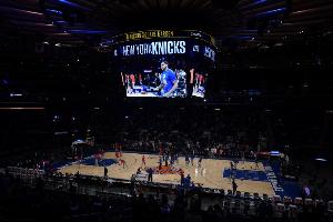 面包：走进麦迪逊广场花园总是感觉很特别 每次我都感觉像做梦