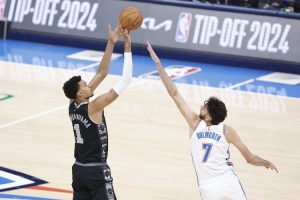 香波特：马刺还有很长一段路要走 若碰上雷霆那会很好看