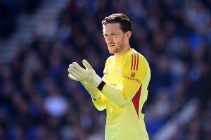 罗伯逊：伍德曼一直值得信赖 他会自己加练 也会陪萨拉赫加练